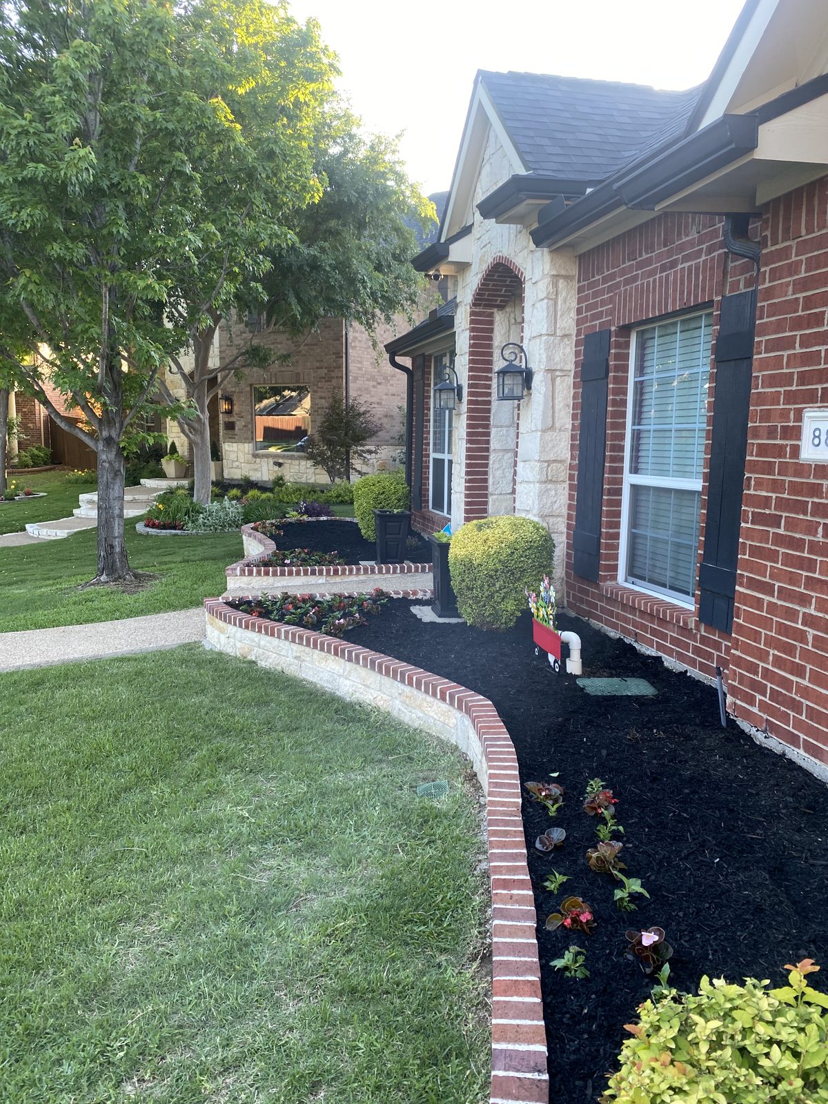 Complete front yard design